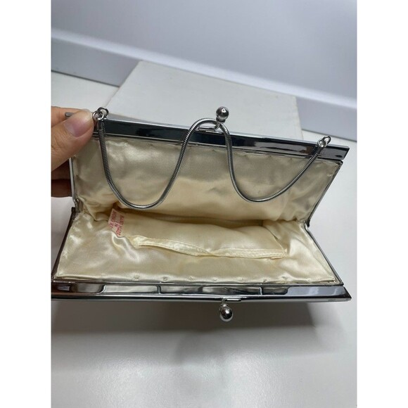 Vintage Ivory white All Beaded Top Handle Bag With Mother Of Pearl Detailing - Picture 12 of 16